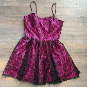 Vintage Y2K Deb Hot Pink Satin & Black Lace Mini Party Dress Sz 11/12, Coquette